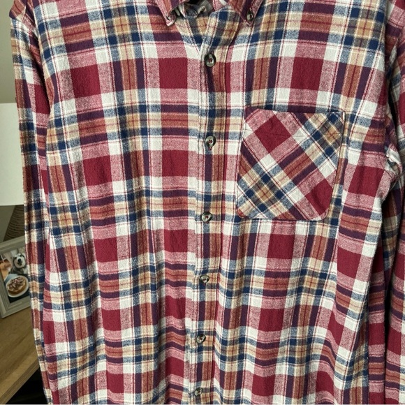Magellan Classic Fit Maroon Flannel L/S Button Up Size S - Picture 6 of 13